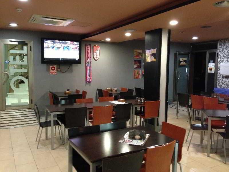 Hotel El Cruce Moraleda Moraleda De Zafayona Екстер'єр фото