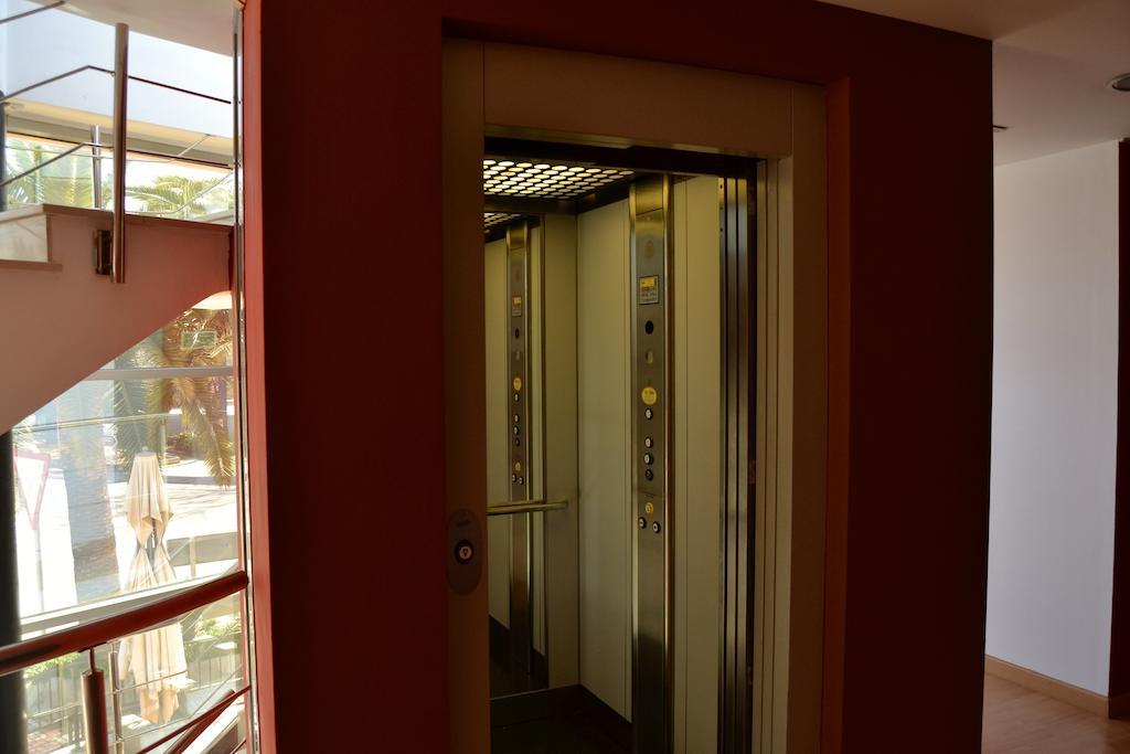 Hotel El Cruce Moraleda Moraleda De Zafayona Екстер'єр фото