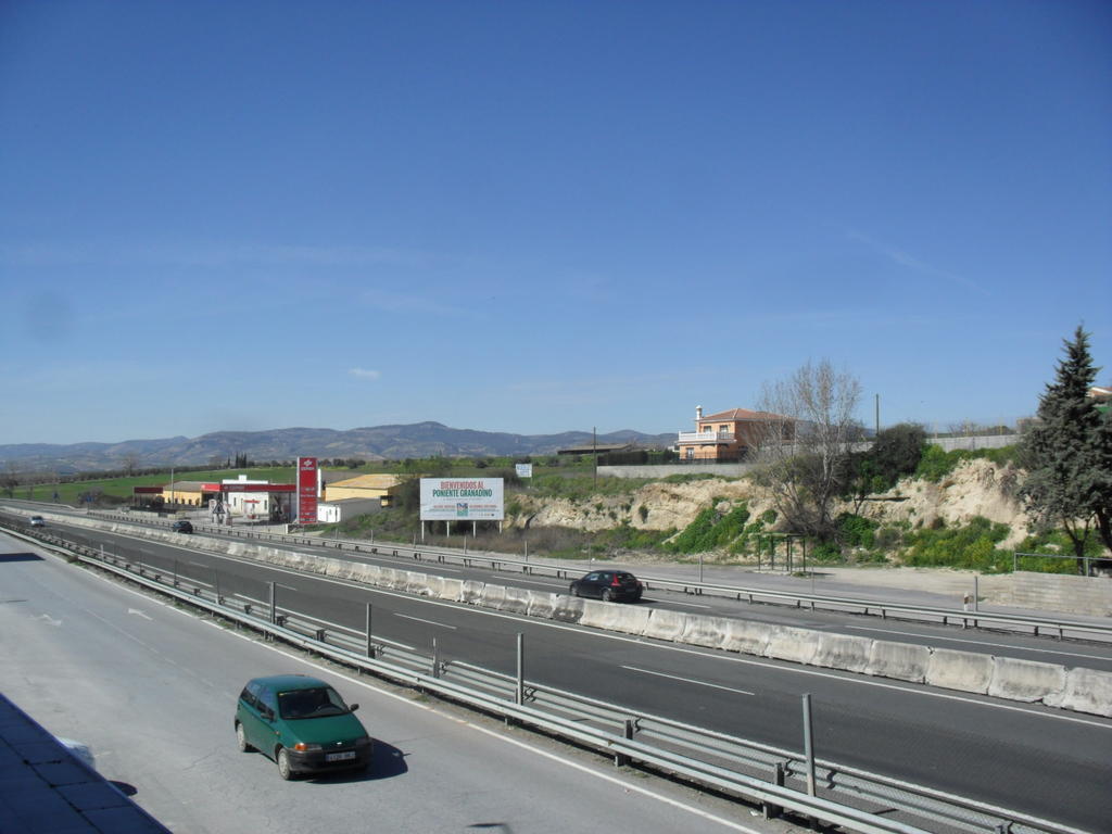 Hotel El Cruce Moraleda Moraleda De Zafayona Екстер'єр фото